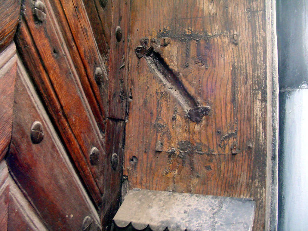 traces of a mezuzah in Lviv (Lwow, Lemberg)