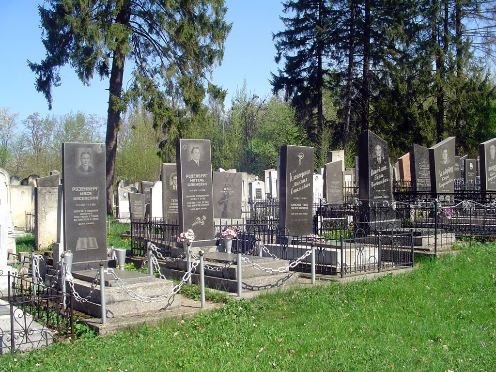 Storozhynets - Jewish cemetery