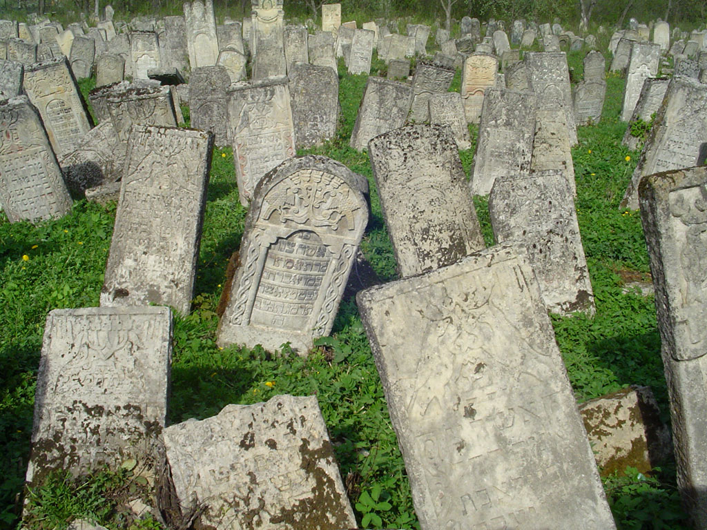 Vyzhnytsia - Jewish cemetery