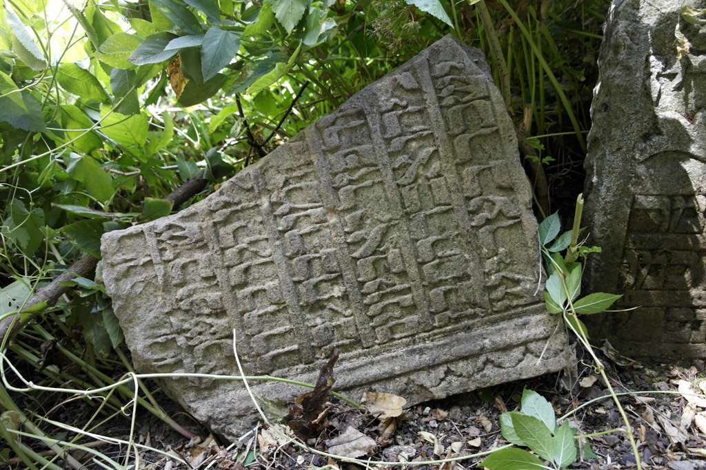 Czernowitz - old Jewish cemetery