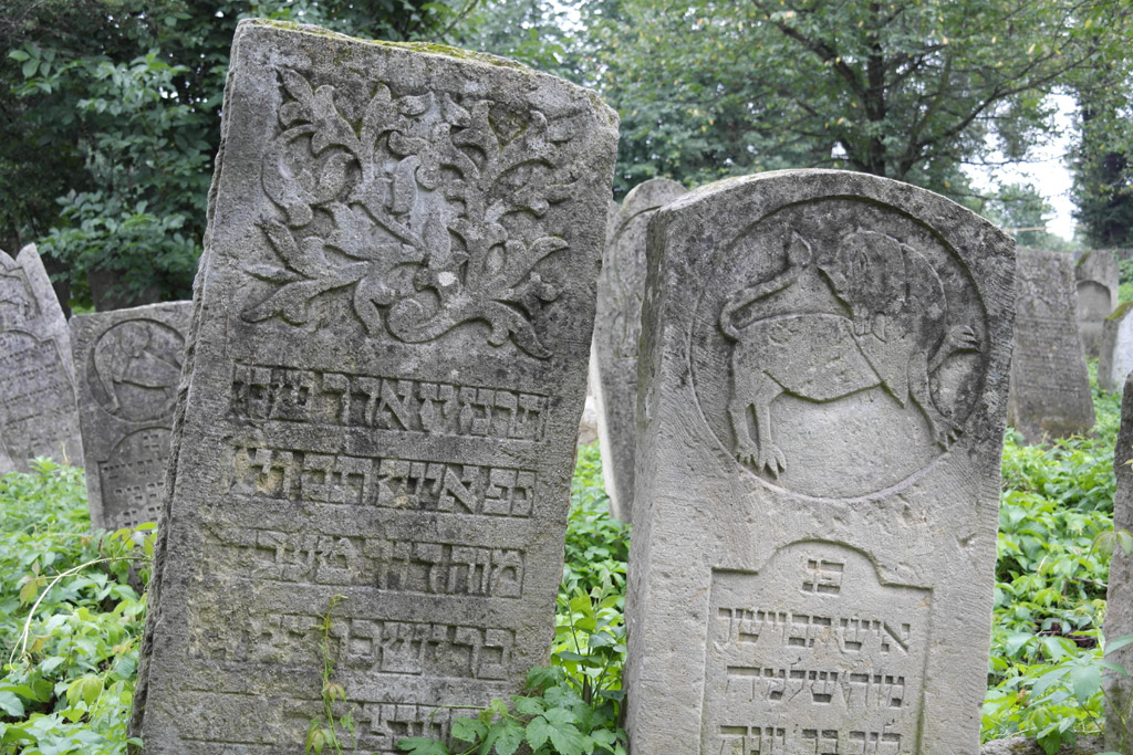 Vashkivtsi Jewish cemetery