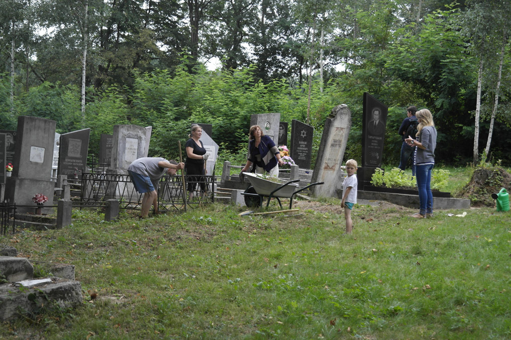 Storozhynets - Jewish cemetery