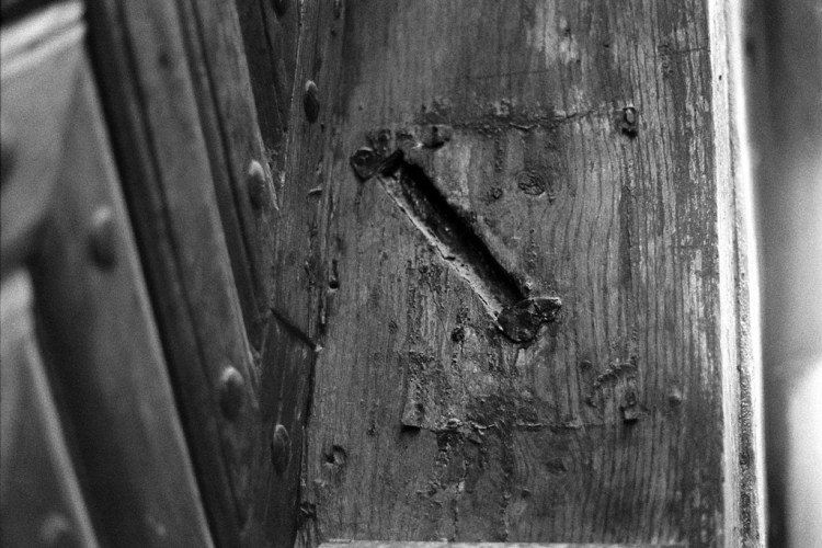 Lviv (Lwow, Lemberg), traces of a mezuzah, October 2012