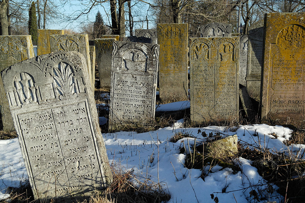 Ternopil - Jewish cemetery