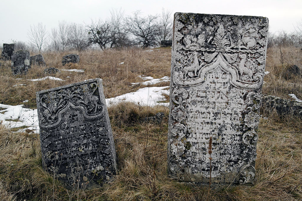 Sataniv - Jewish cemetery