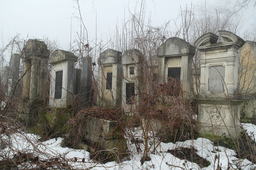 Czernowitz Jewish cemetery