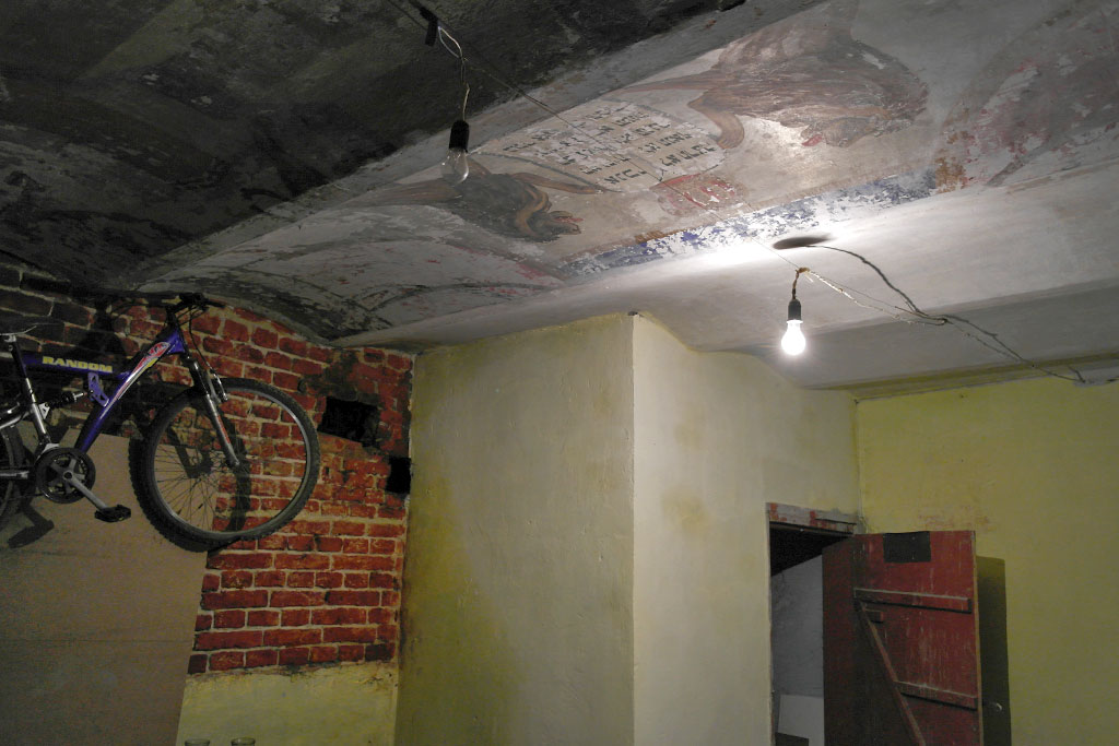 Hidden prayer room in Lviv