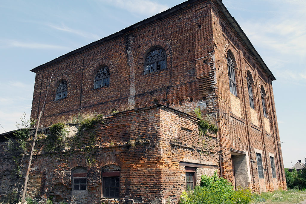 Uhniv - synagogue