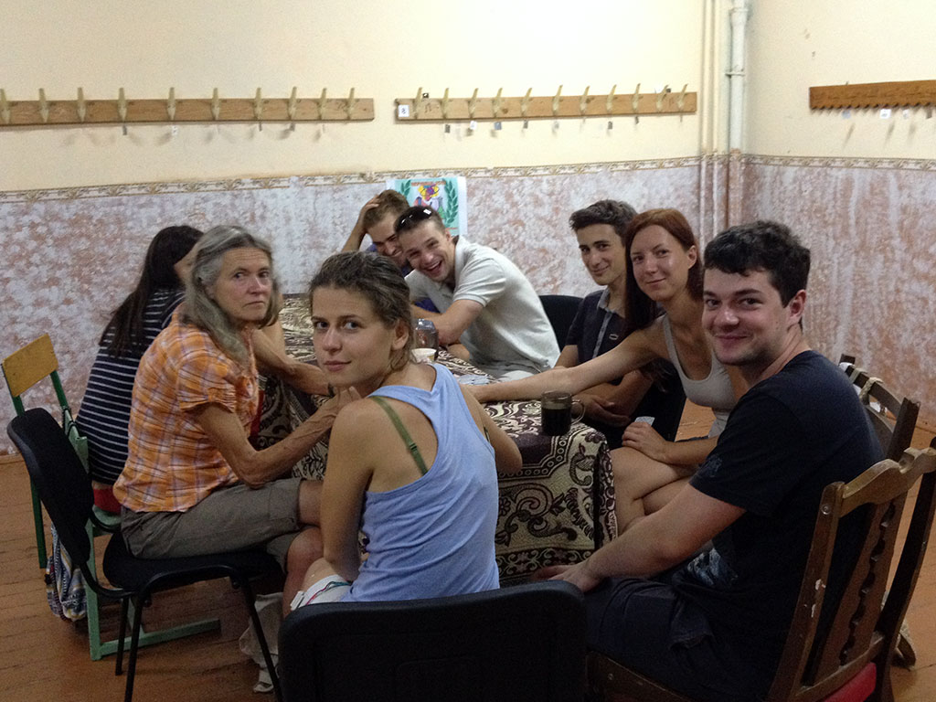 This year's volunteers in Czernowitz - photo by Antek