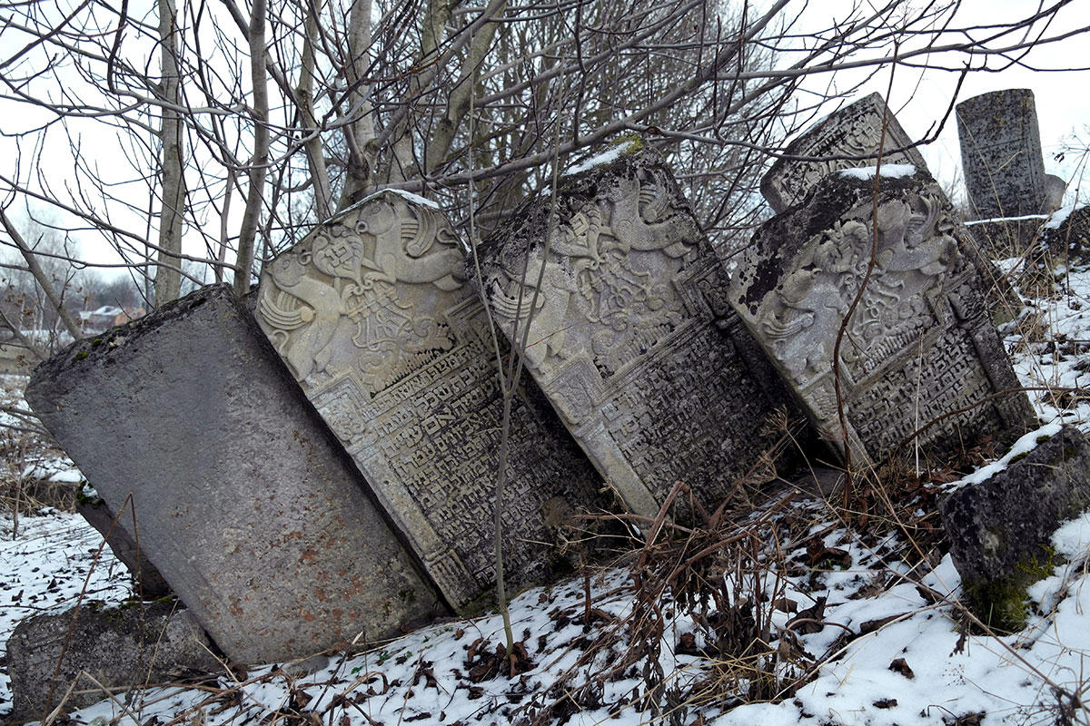 Busk Jewish cemetery
