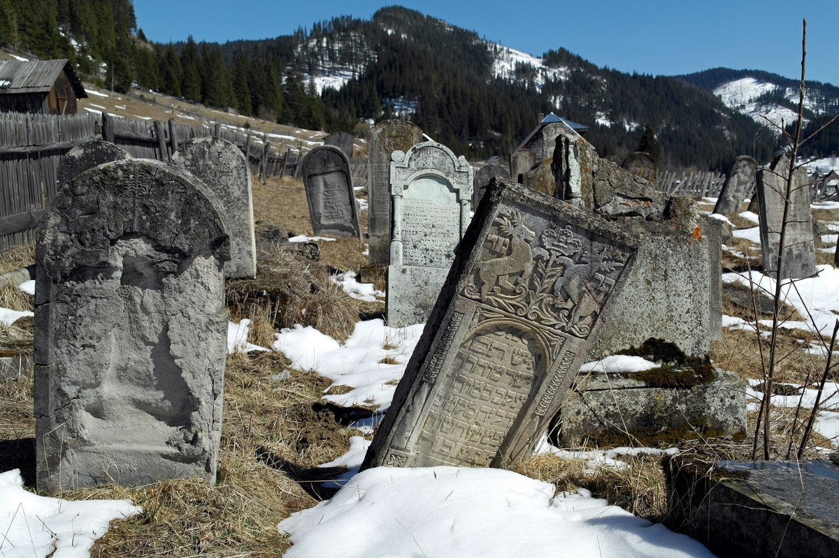 Cârlibaba - Jewish cemetery