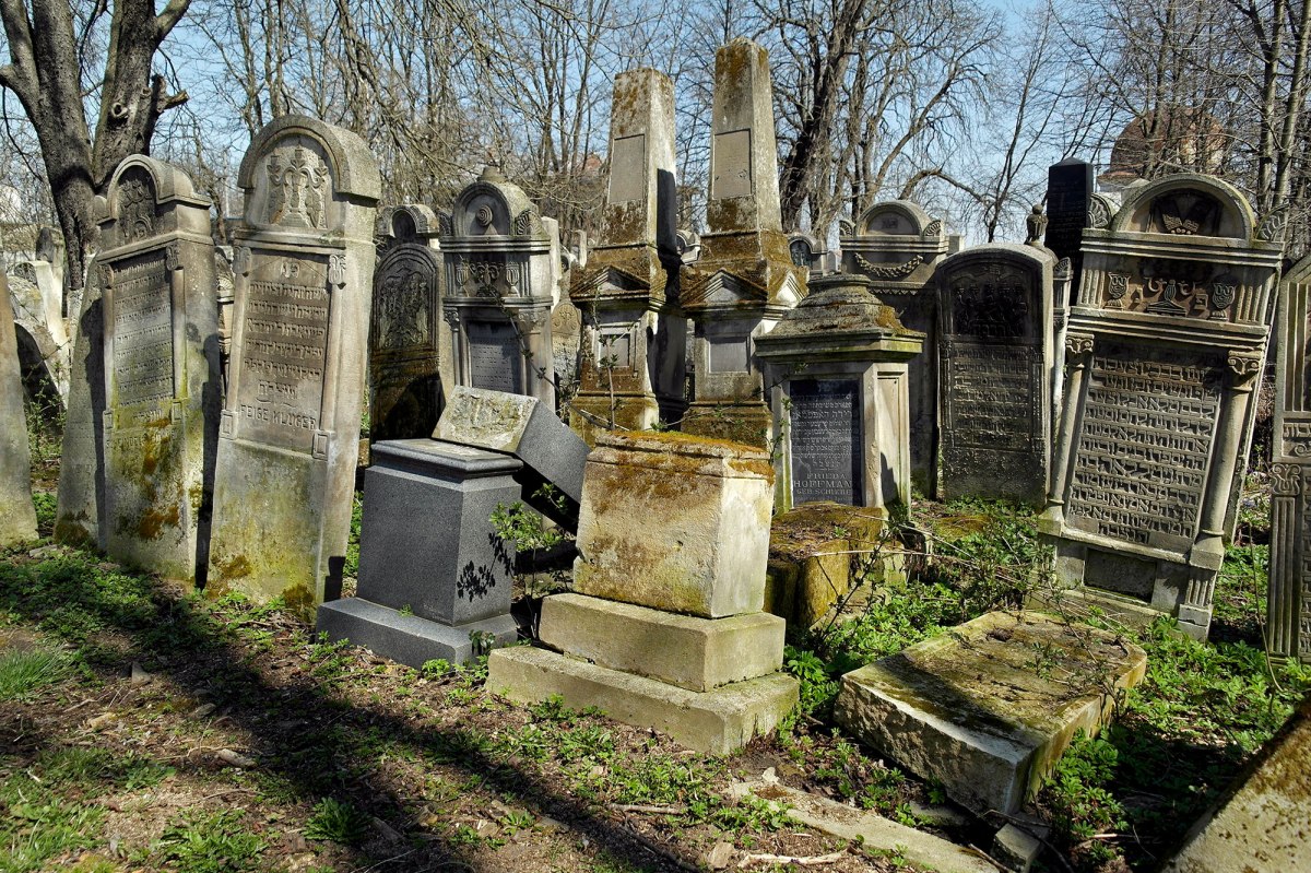 Radautz - Jewish cemetery