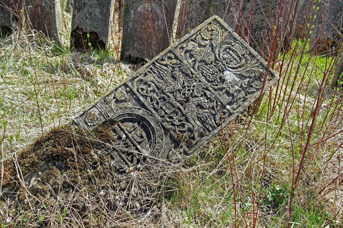 Siret - New Jewish Cemetery