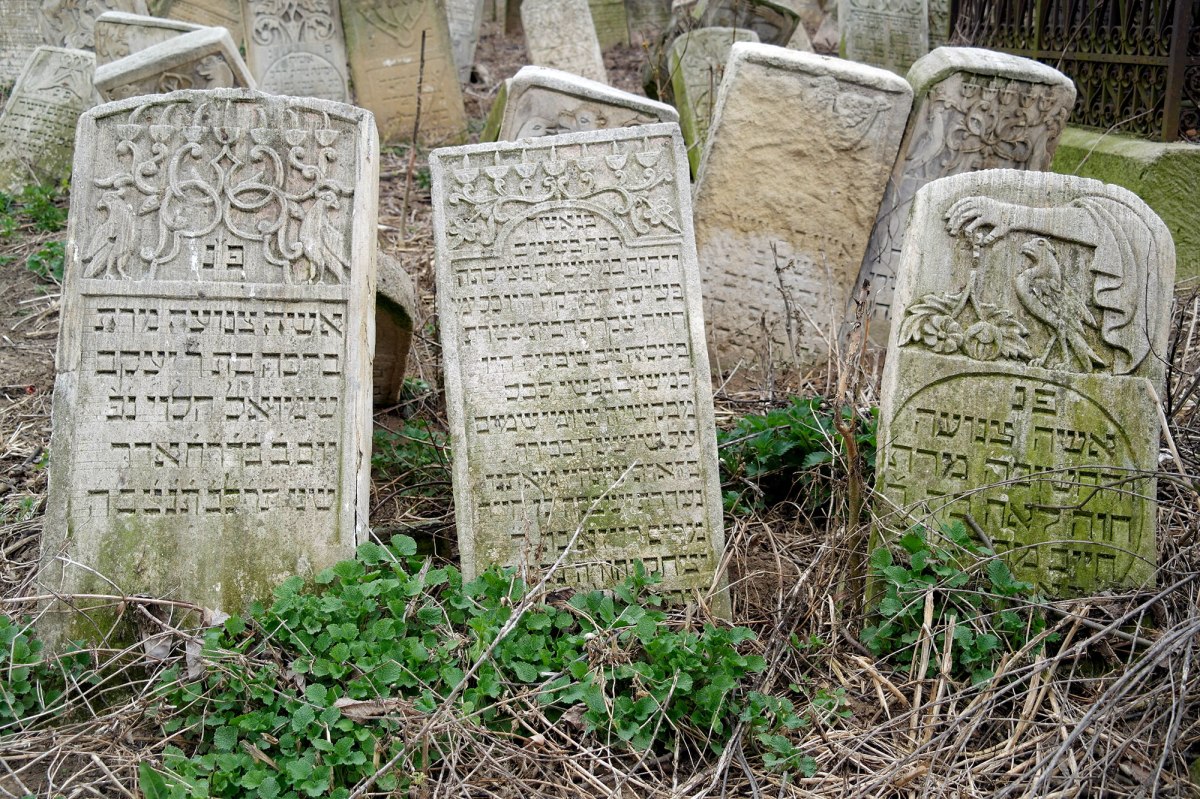 Botoșani - Old Jewish Cemetery