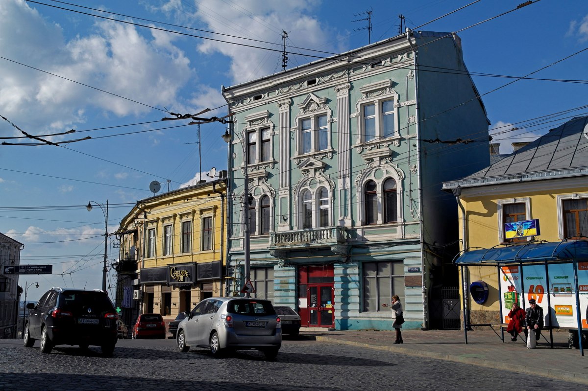 Czernowitz - city center - former ghetto entrance