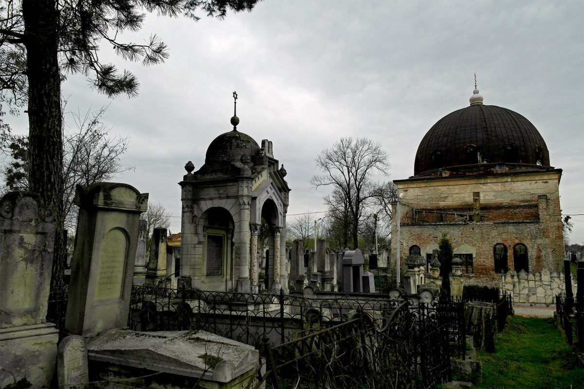 Czernowitz Jewish cemetery