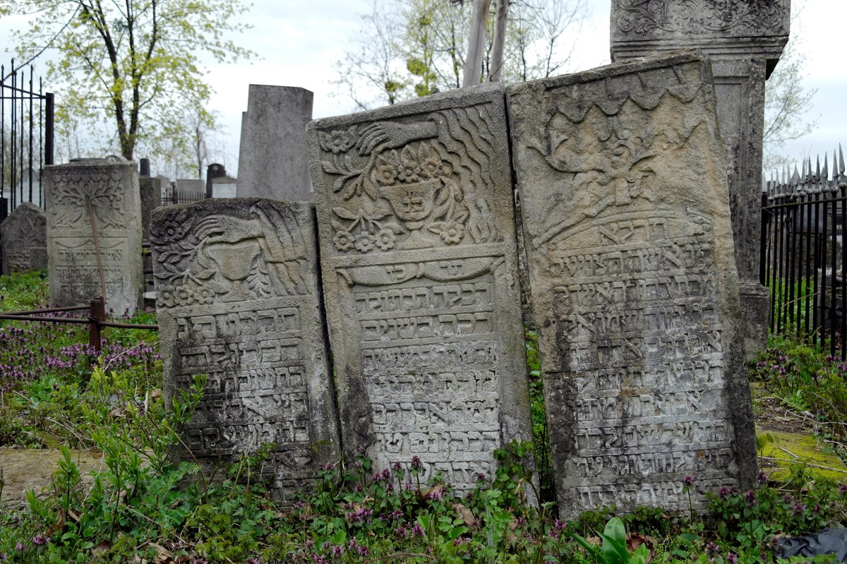 Czernowitz Jewish cemetery