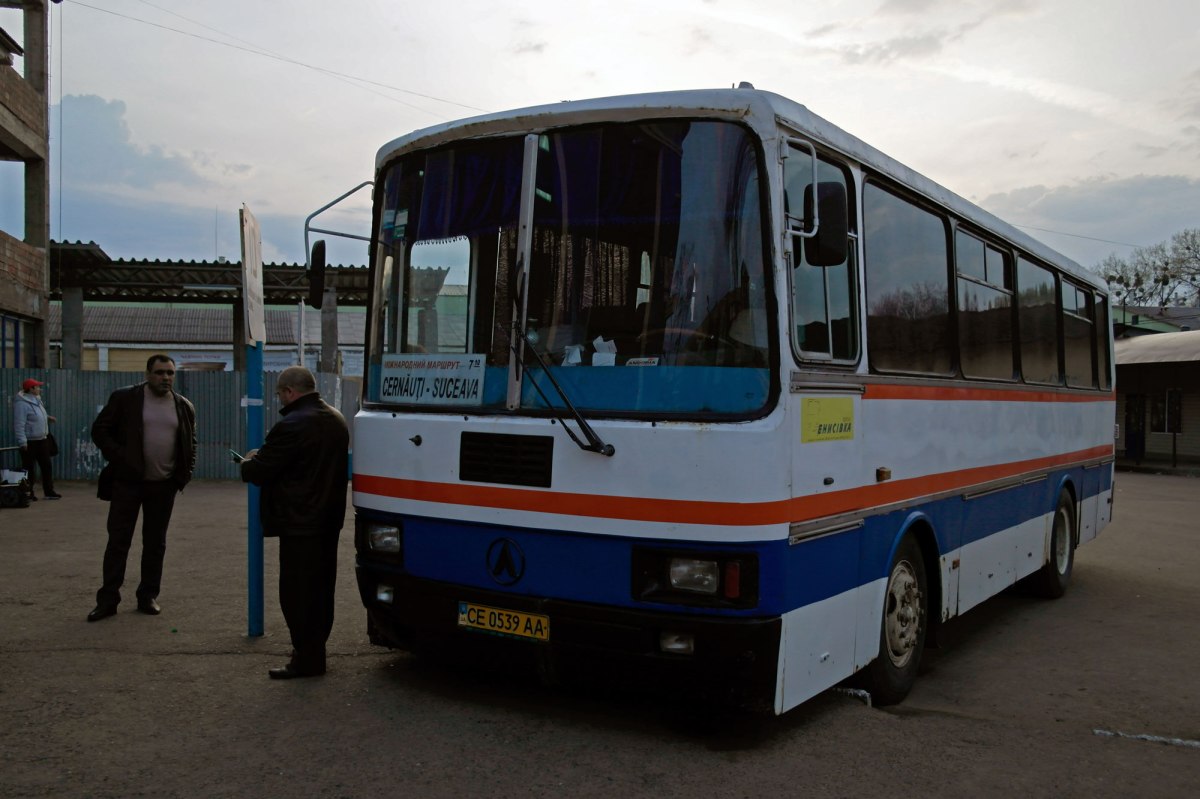 Bus from Czernowitz to Suceava