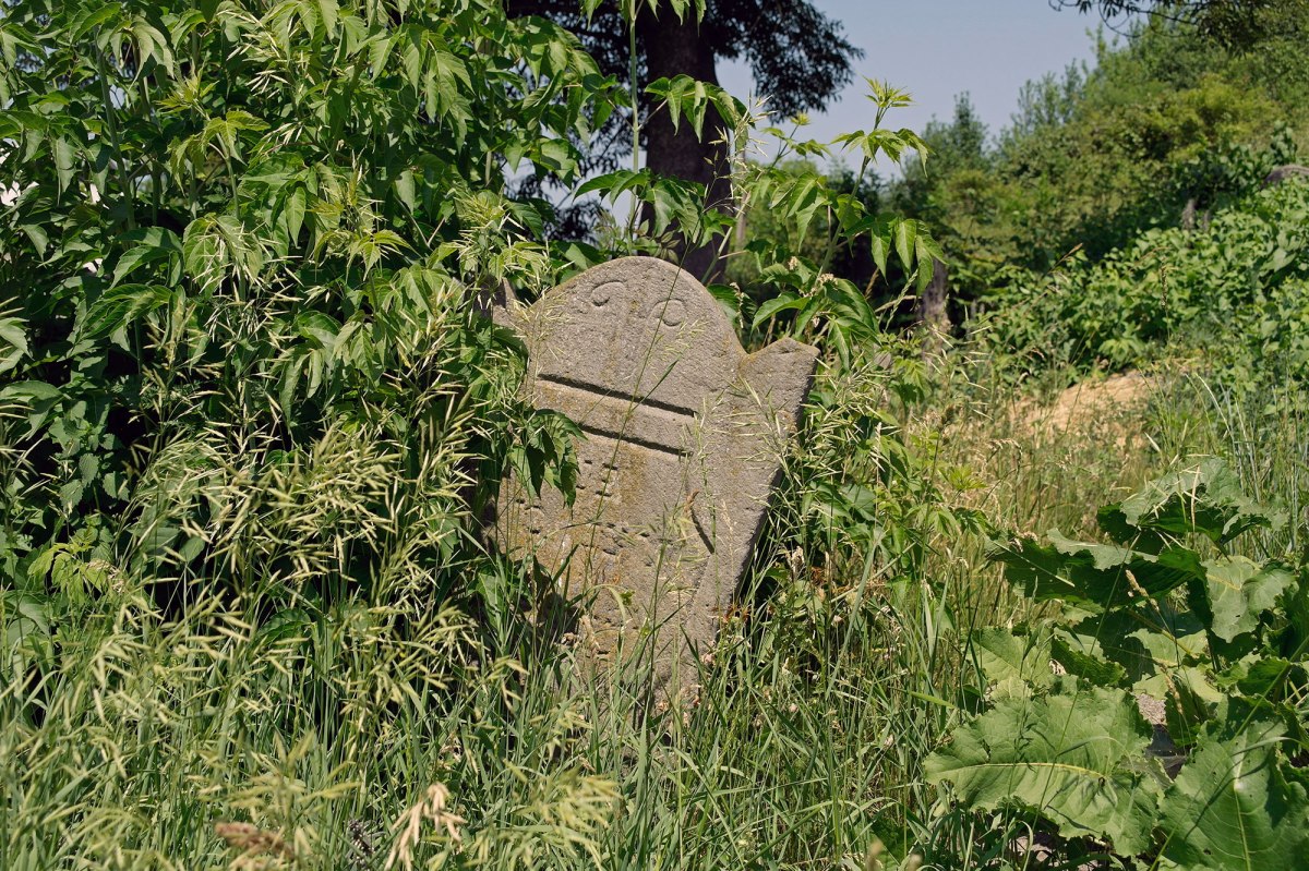 Tulchyn Jewish cemetery