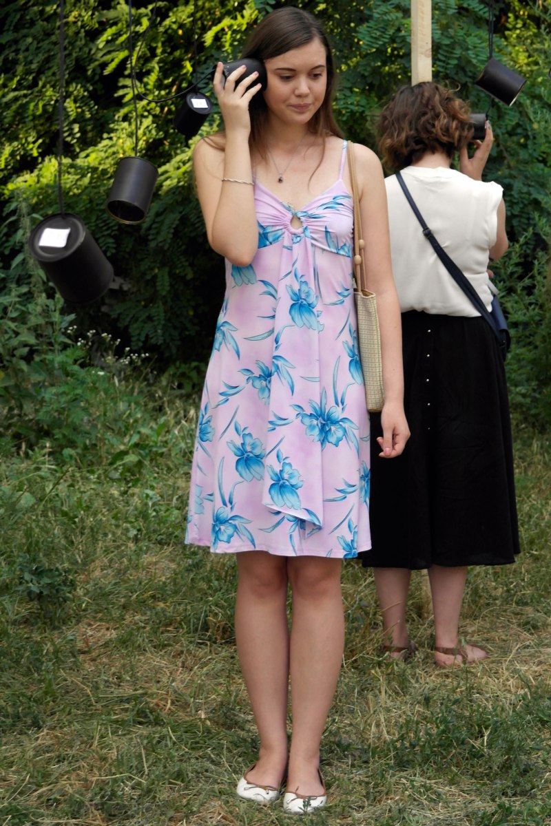 Sound installation in Anri Barbyusa Street