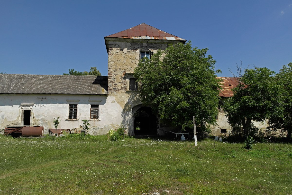 Zolotyi Potik - Potocki Castle