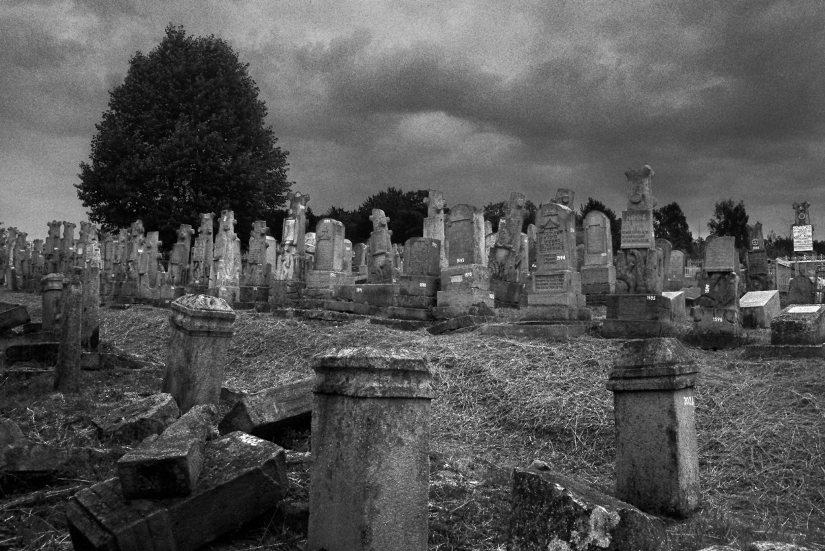 Mohyliv-Podilskyi (Podolia) - Jewish cemetery