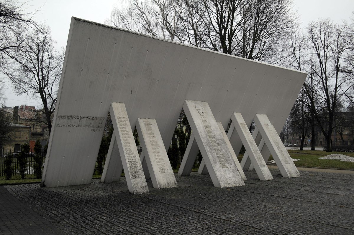 Holocaust memorial