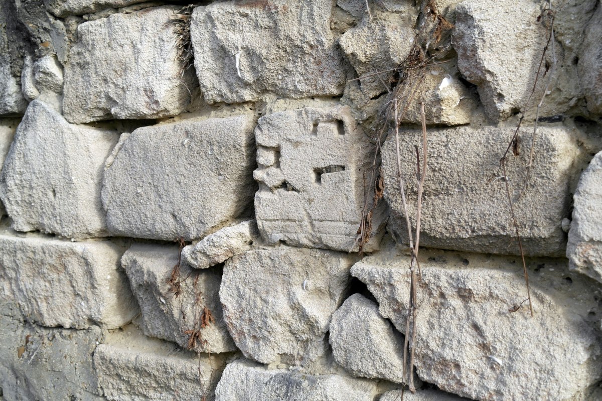Chişinău - Christian cemetery - fragments of Jewish gravestones