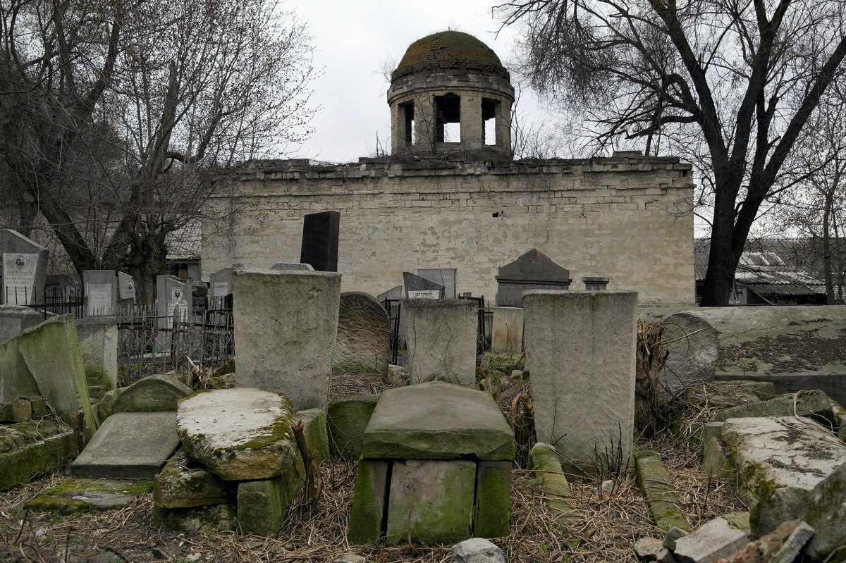 Chişinău - Jewish cemetery