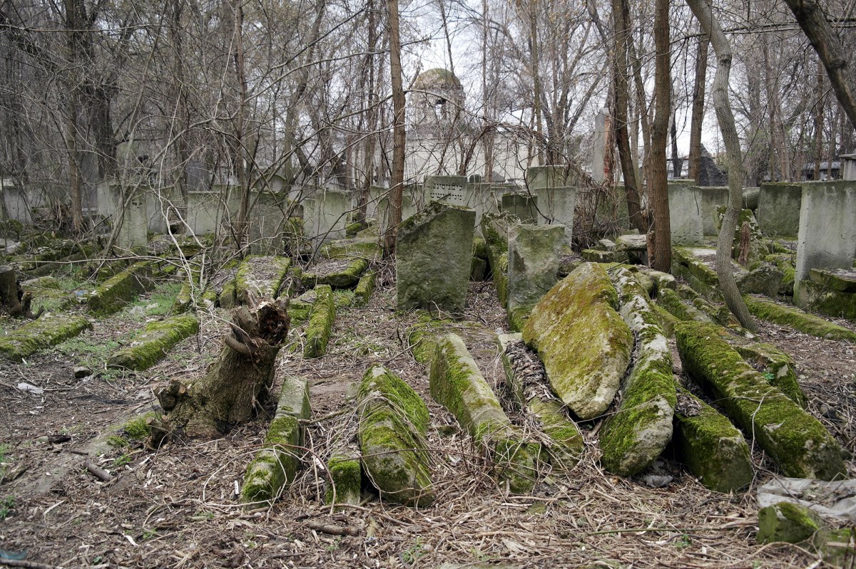 Chişinău - Jewish cemetery