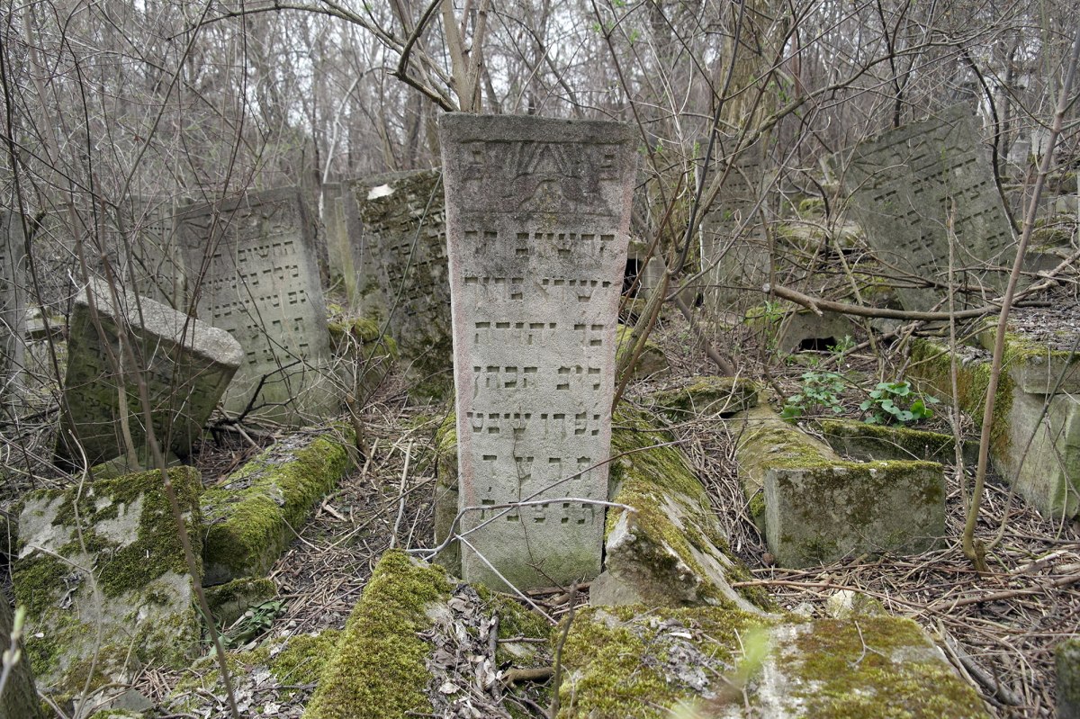 Chişinău - Jewish cemetery