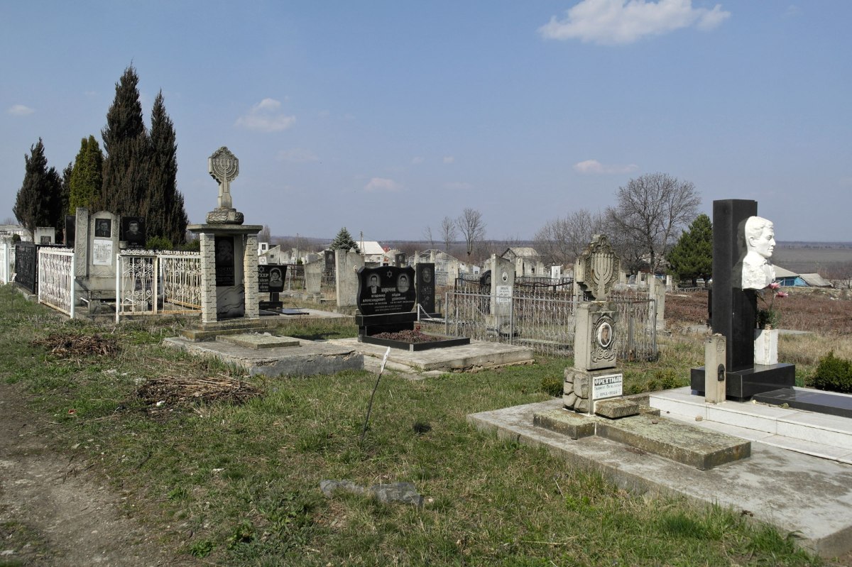 Soroca - Jewish cemetery