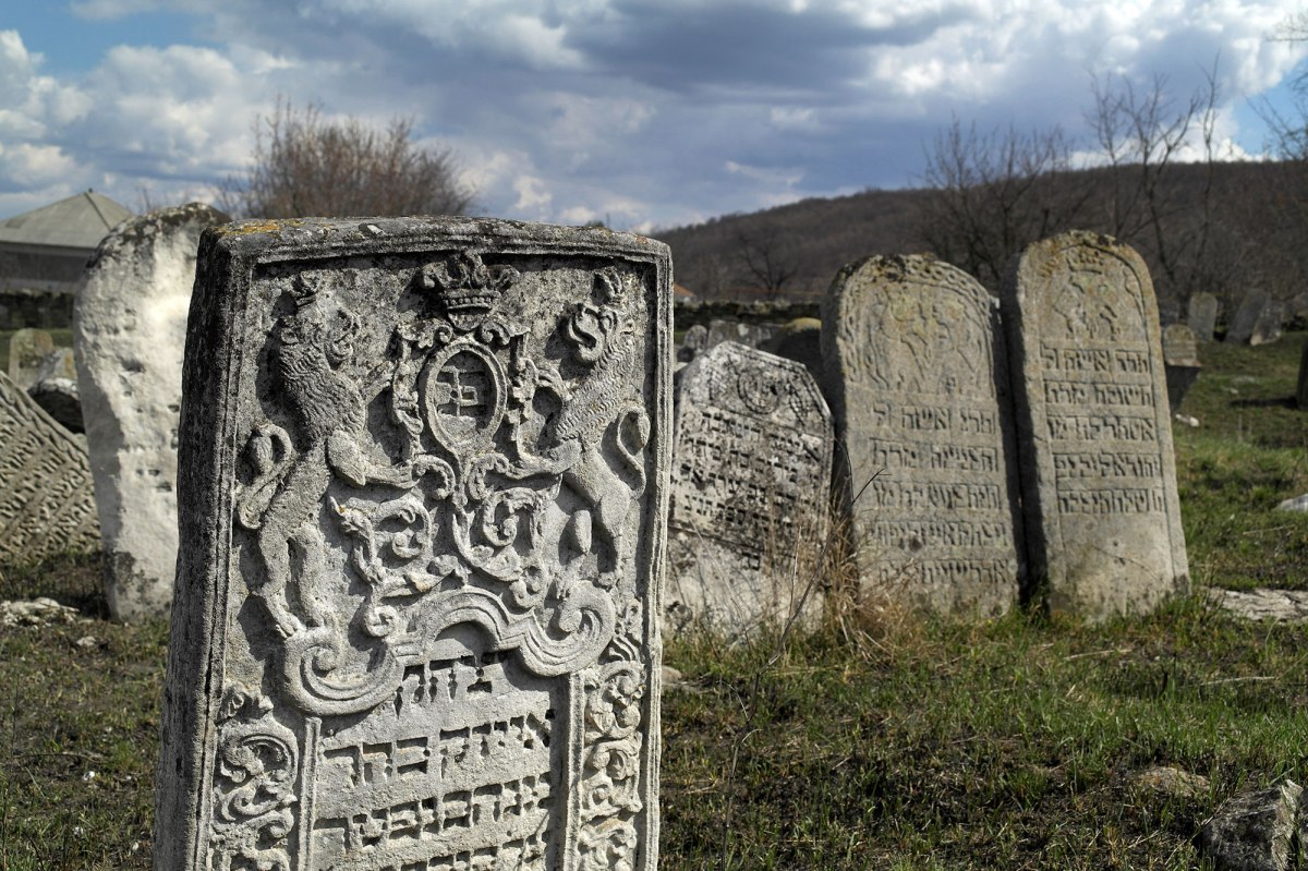 Vălcineţ - Jewish cemetery