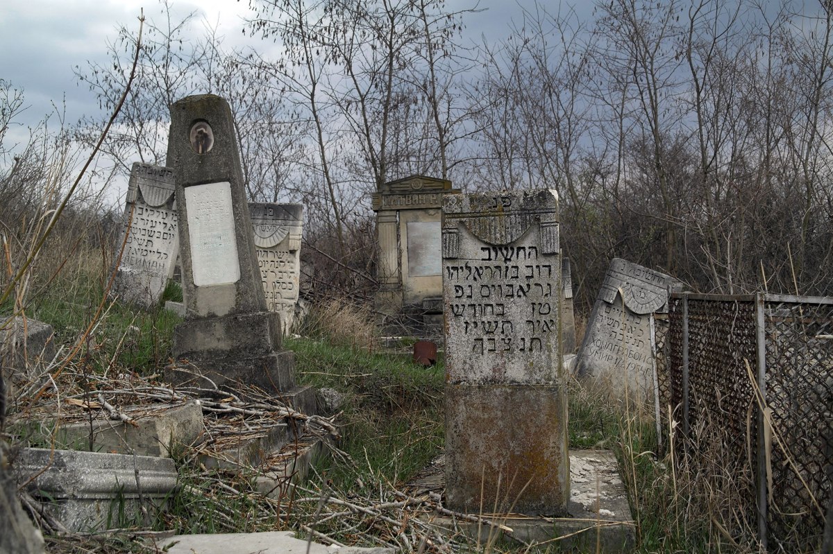 Călăraşi - Jewish cemetery