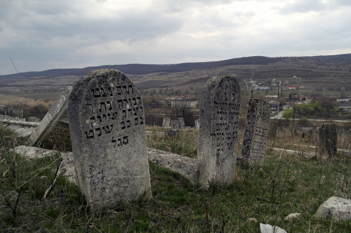 Călăraşi - Jewish cemetery