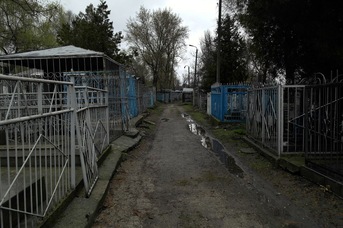 Bălţi - Jewish cemetery