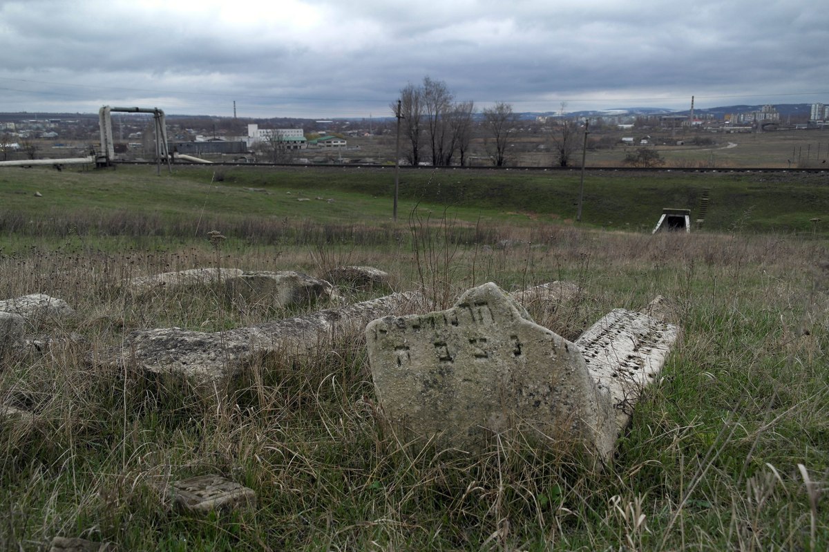 Bălţi - Jewish cemetery