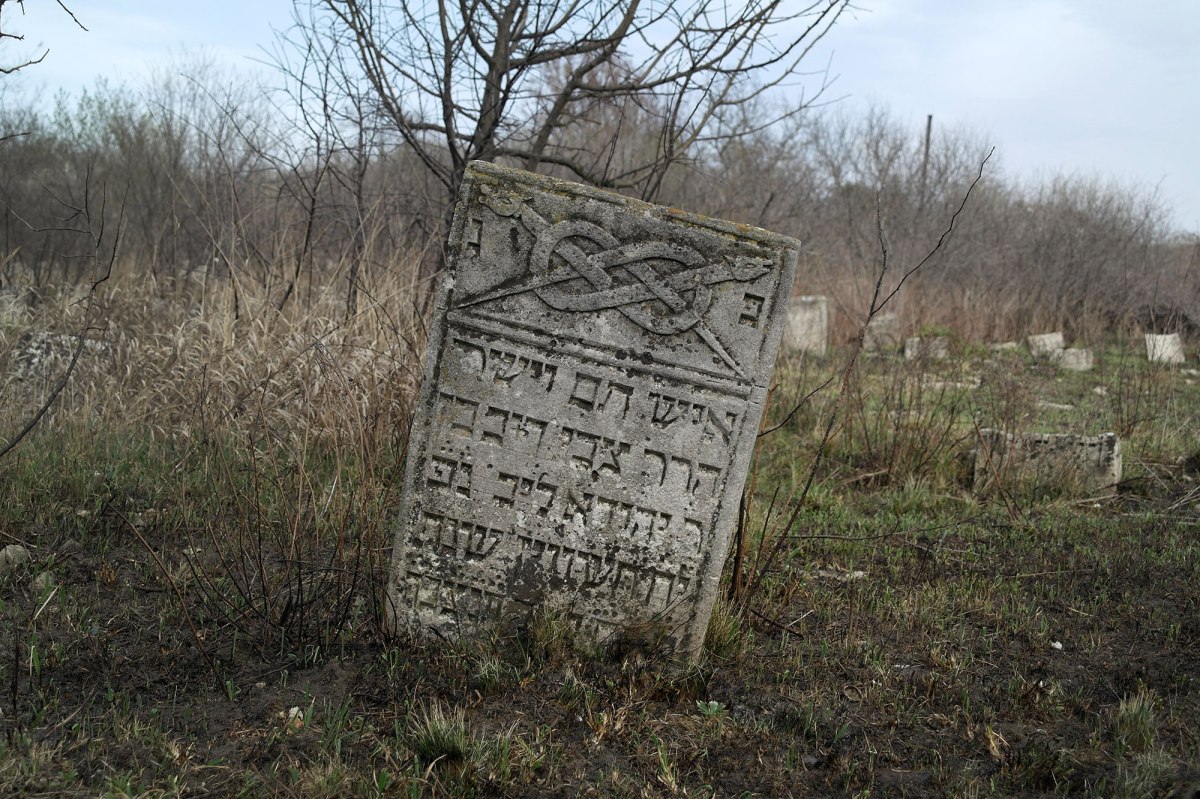 Lipcani - Jewish cemetery