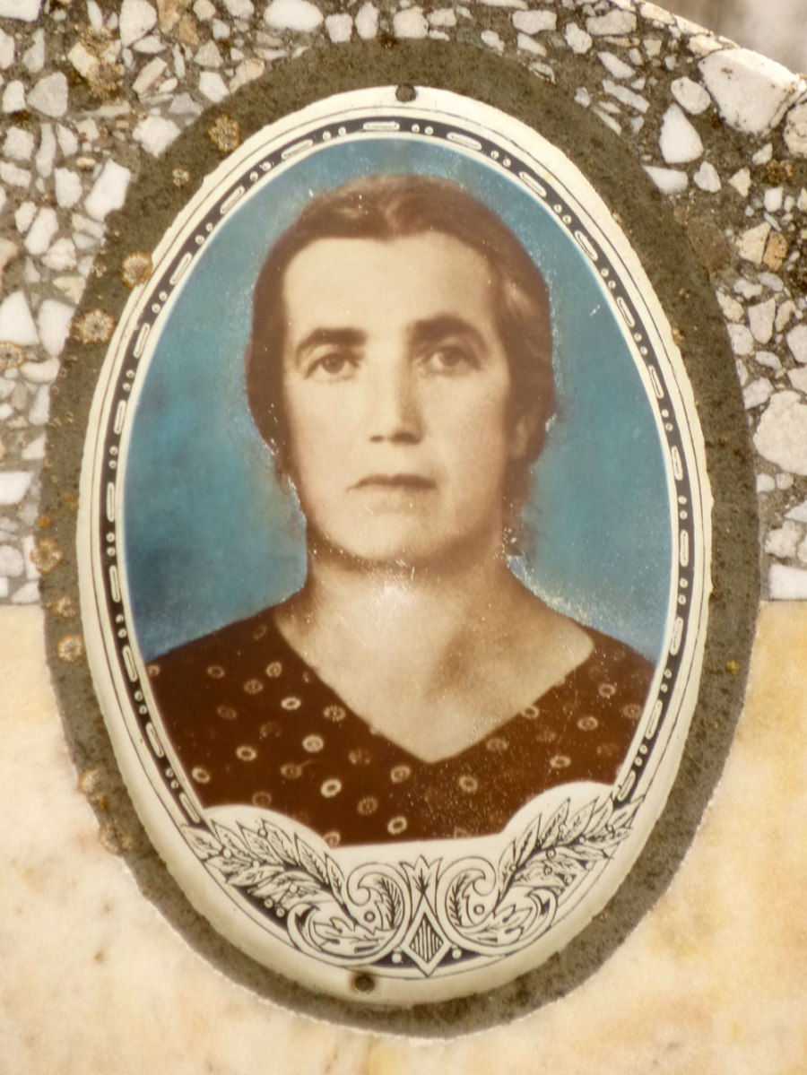 Portrait on a Jewish gravestone