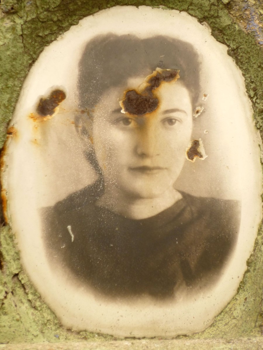 Portrait on a Jewish gravestone