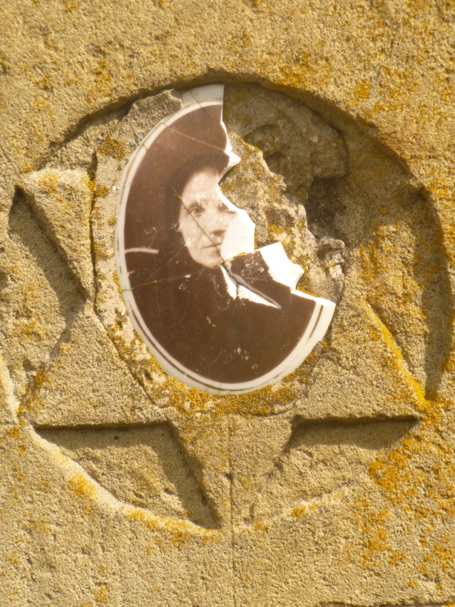 Portrait on a Jewish gravestone