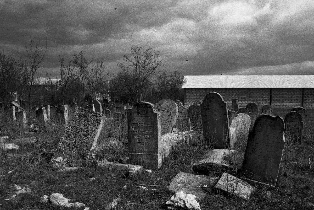 Alexandreni Jewish cemetery