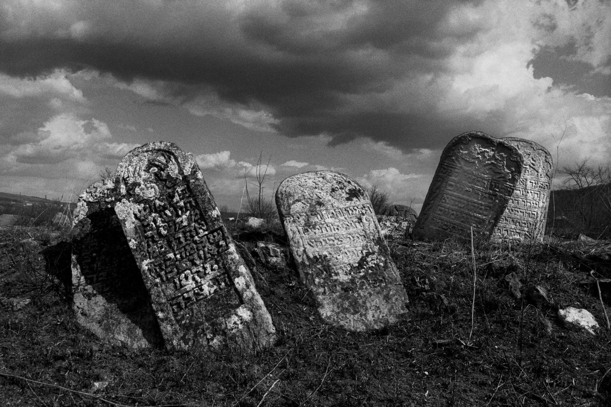 Otaci (Ataki) Jewish cemetery