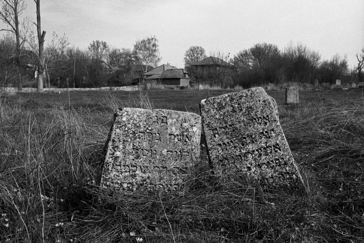 Lipcani Jewish cemetery