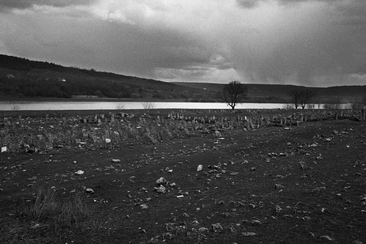 Vadul-Raşcov (Vadul Rashkov) Jewish cemetery