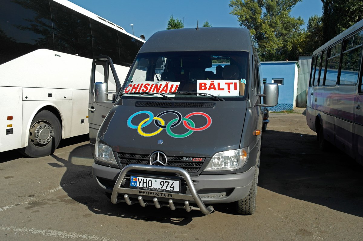 Our marshrutka from Chernivtsi (Czernoeitz) to Chişinău (Chisinau)