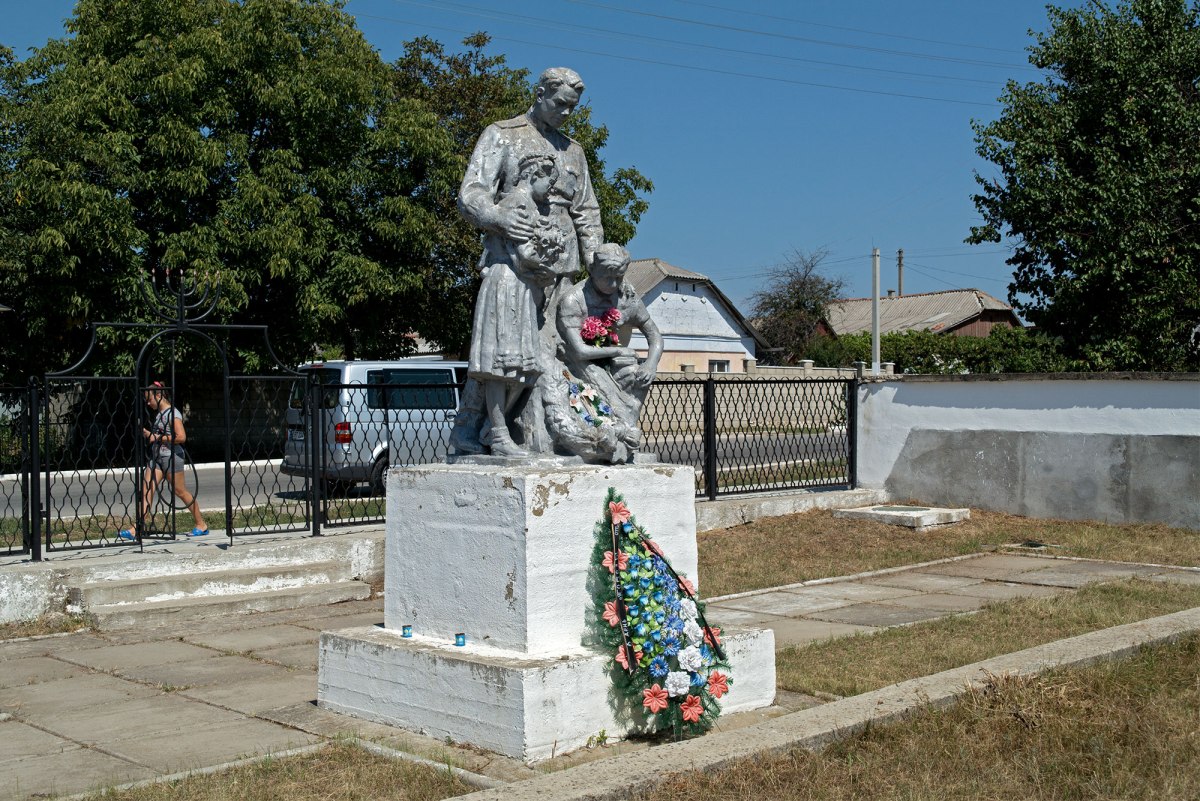 Dubasari mass grave memorial, 'Transnistria', Moldova
