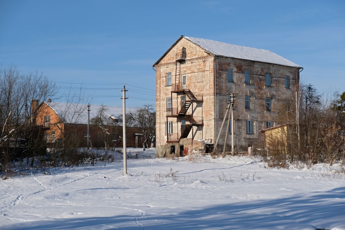 Mizoch - town center, pre-war building