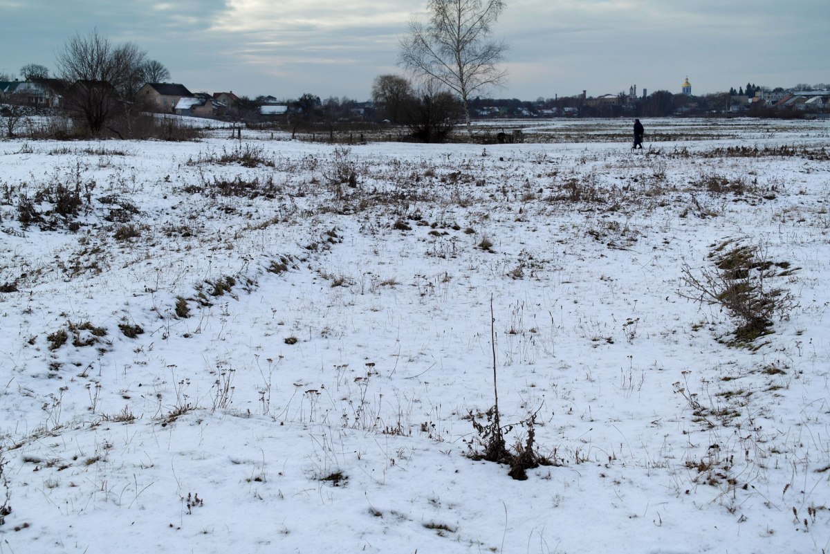 Busk, unmarked mass grave, Ukraine