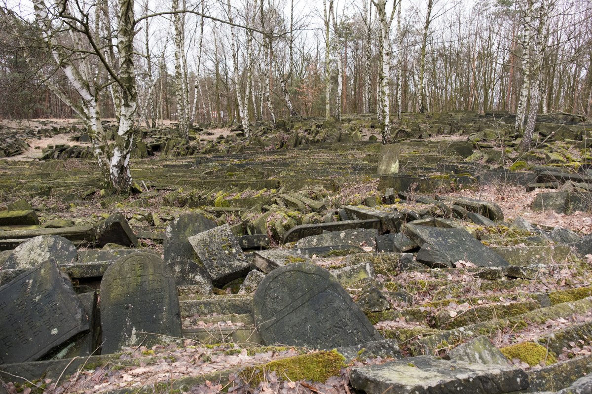 Bródno Jewish cemetery, Warsaw